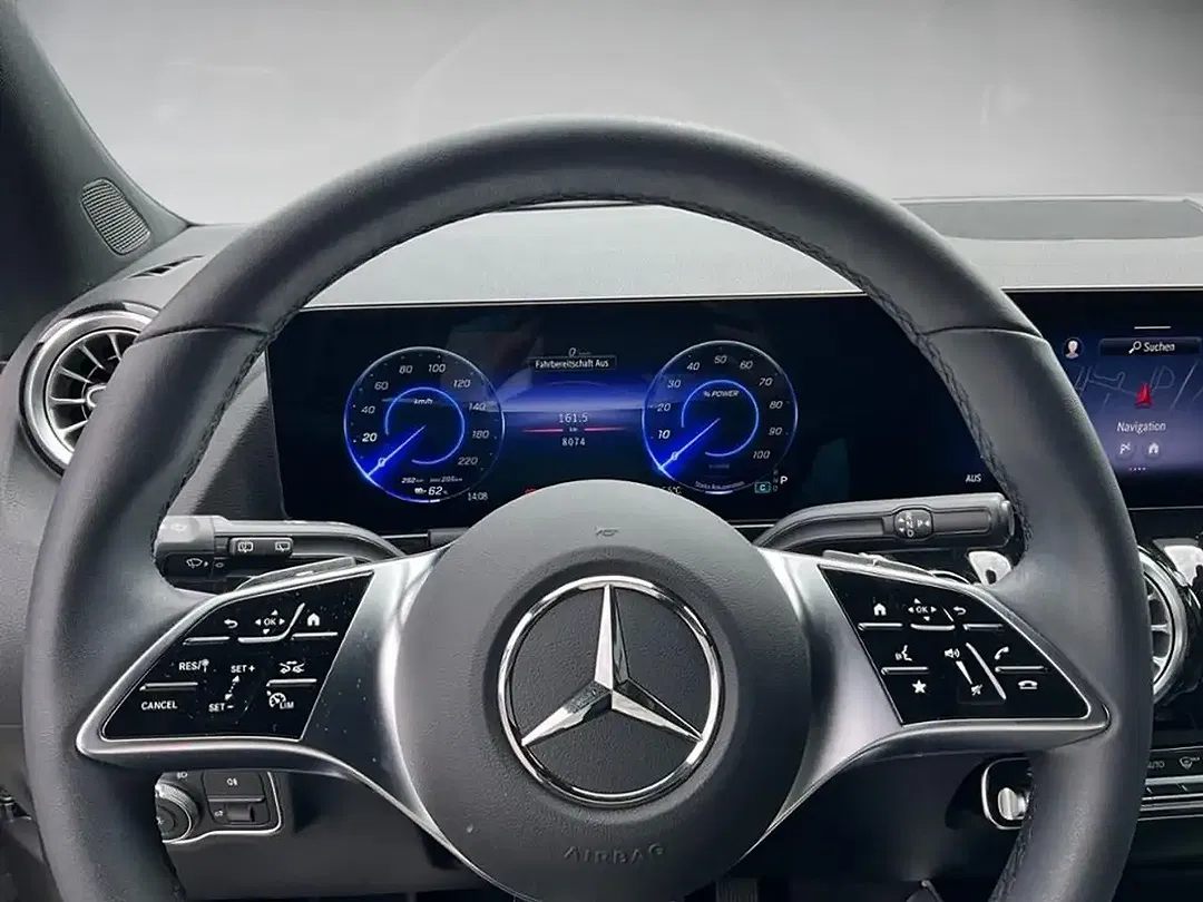 Mercedes-Benz EQA 300 AUT 4MATIC Progressive Advanced Plus - Thumbnail 9