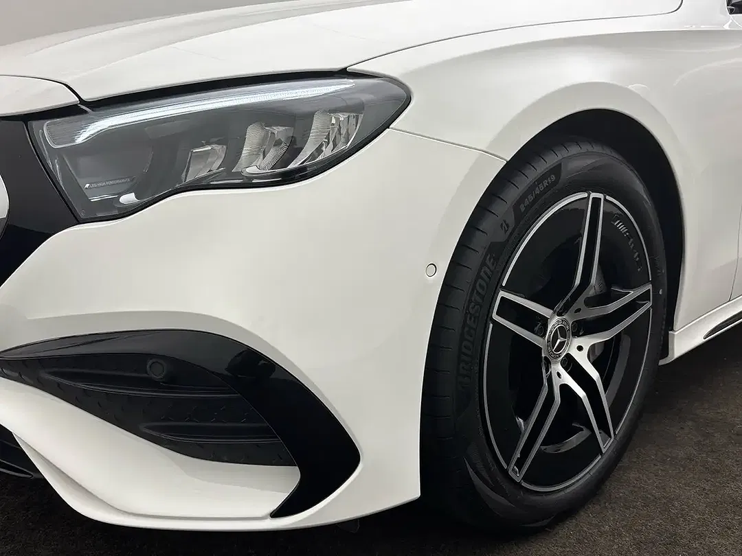 Mercedes-Benz E 200 AMG Night - Thumbnail 6