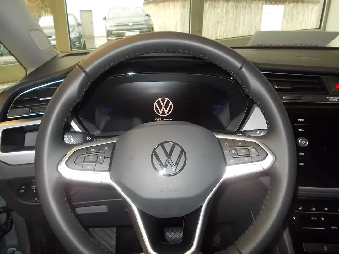 Volkswagen Touran 1.5 TSI DSG Comfortline - Thumbnail 11