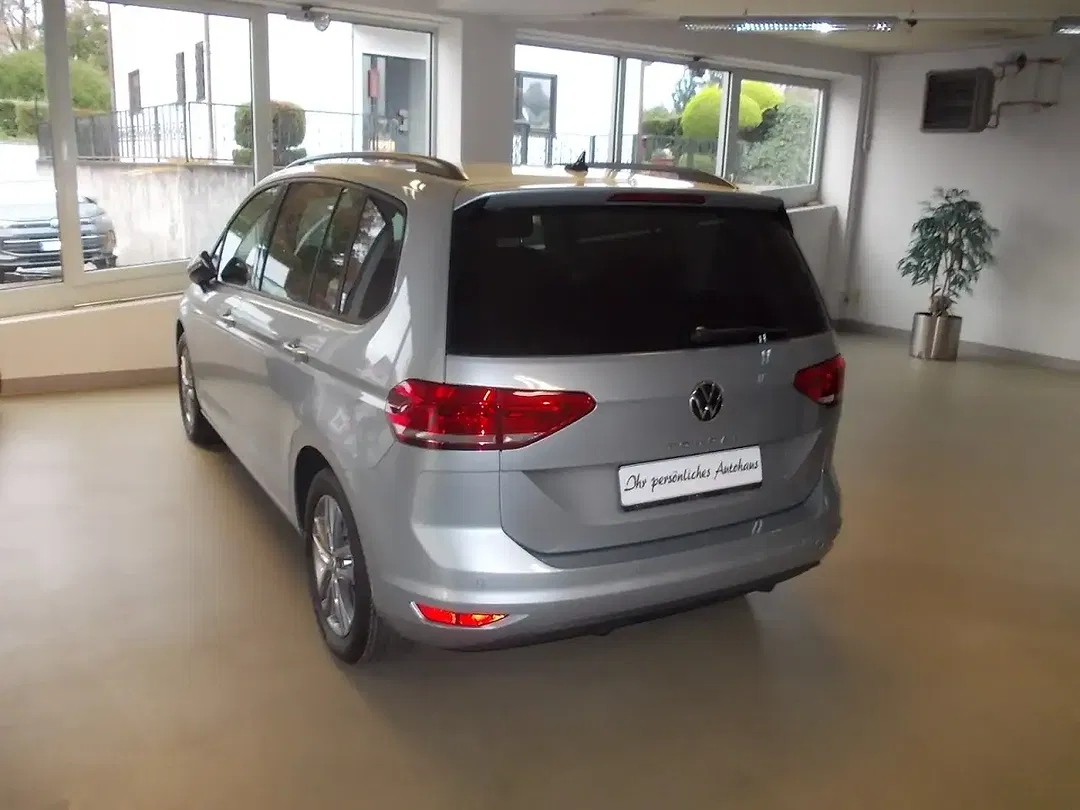 Volkswagen Touran 1.5 TSI DSG Comfortline - Thumbnail 5