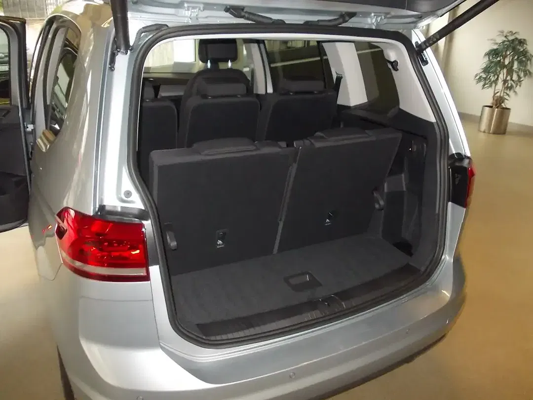 Volkswagen Touran 1.5 TSI DSG Comfortline - Thumbnail 6