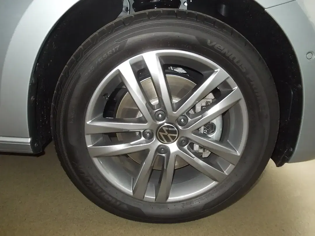 Volkswagen Touran 1.5 TSI DSG Comfortline - Thumbnail 8