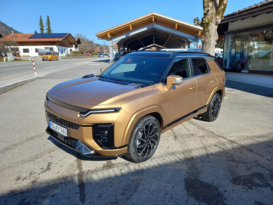 KGM Actyon - foto 1