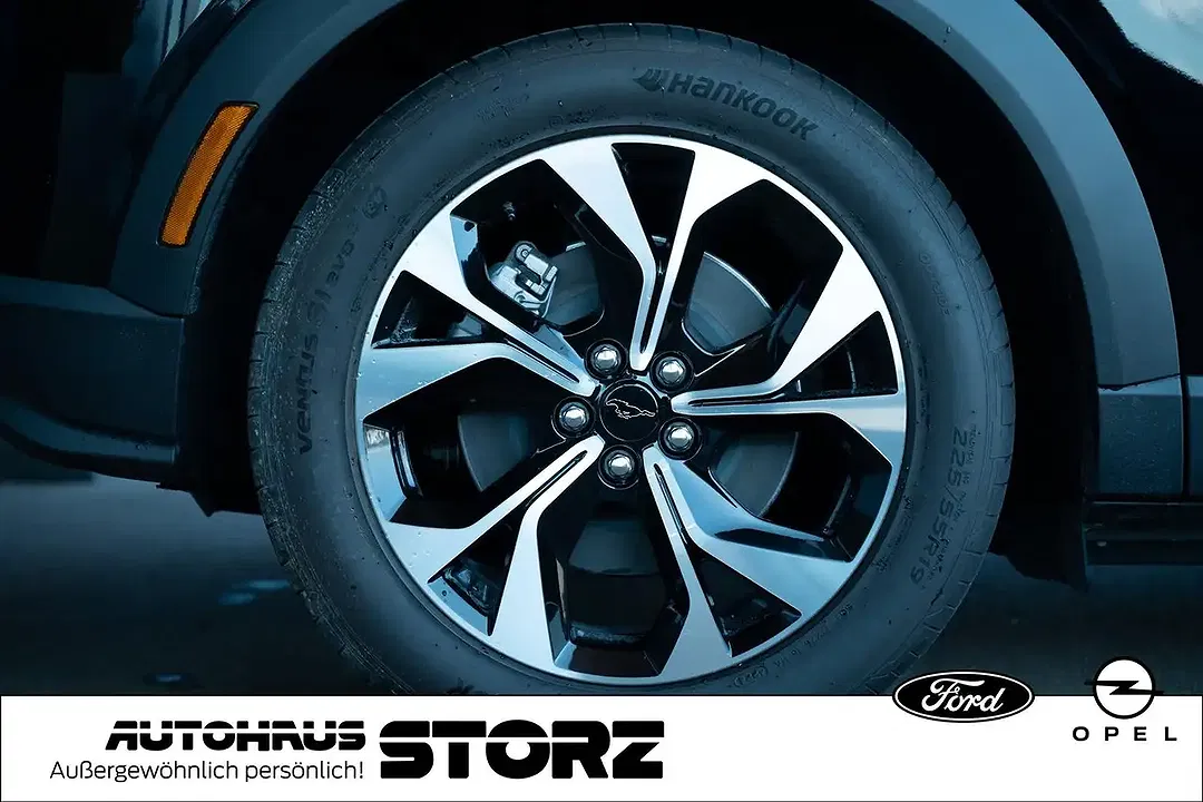 Ford Mustang Mach-E - Thumbnail 10