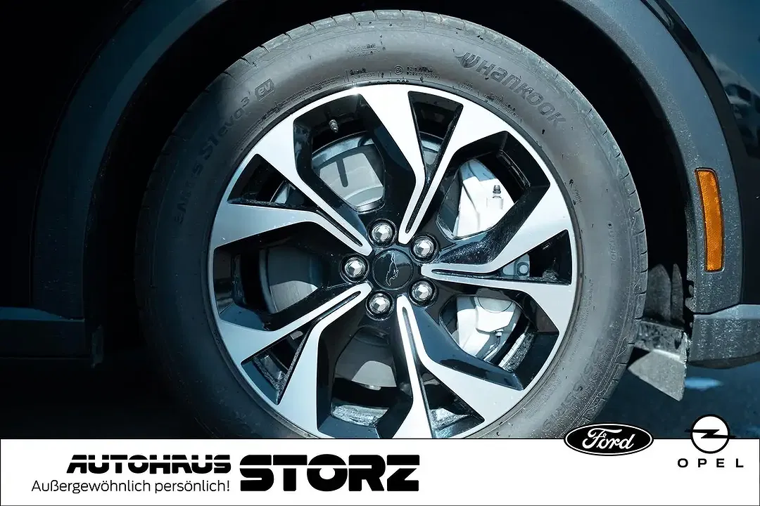 Ford Mustang Mach-E - Thumbnail 9