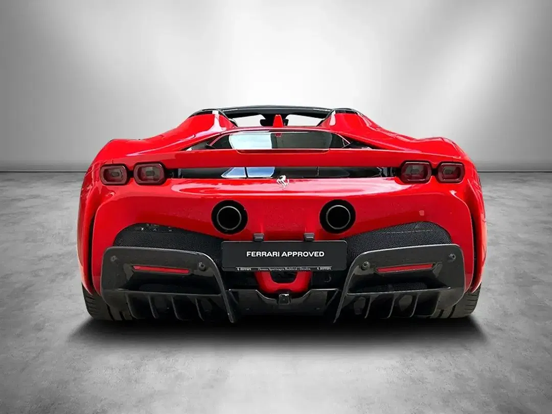Ferrari SF90 Spider - Thumbnail 4