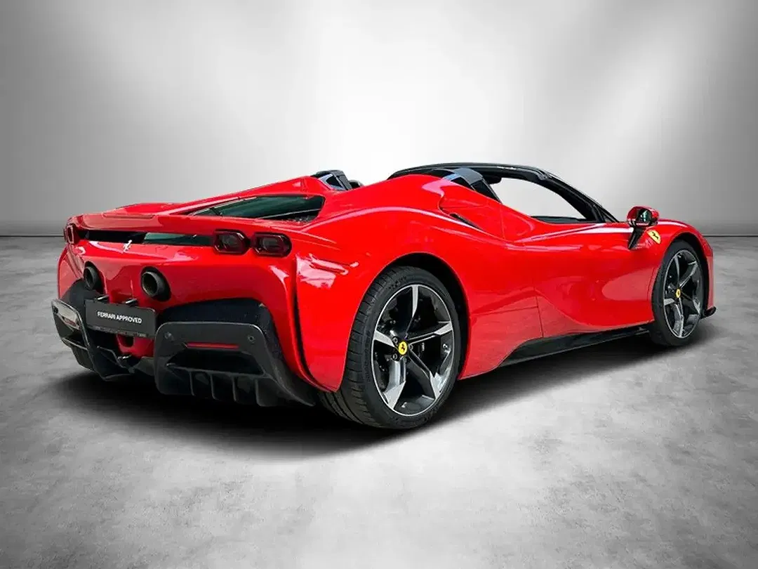 Ferrari SF90 Spider - Thumbnail 5