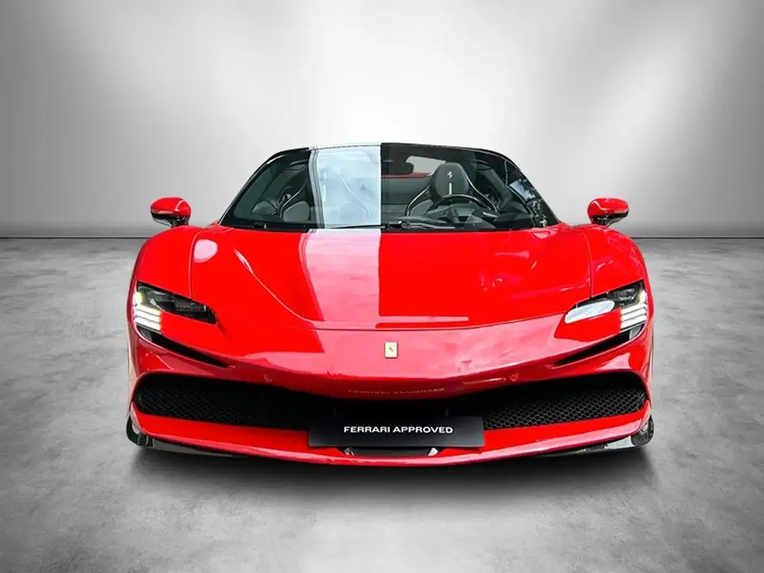 Ferrari SF90 Spider - Thumbnail 9