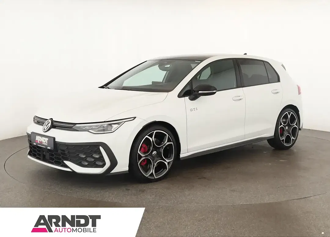 Volkswagen Golf DSG GTI Black Edition - Thumbnail 1