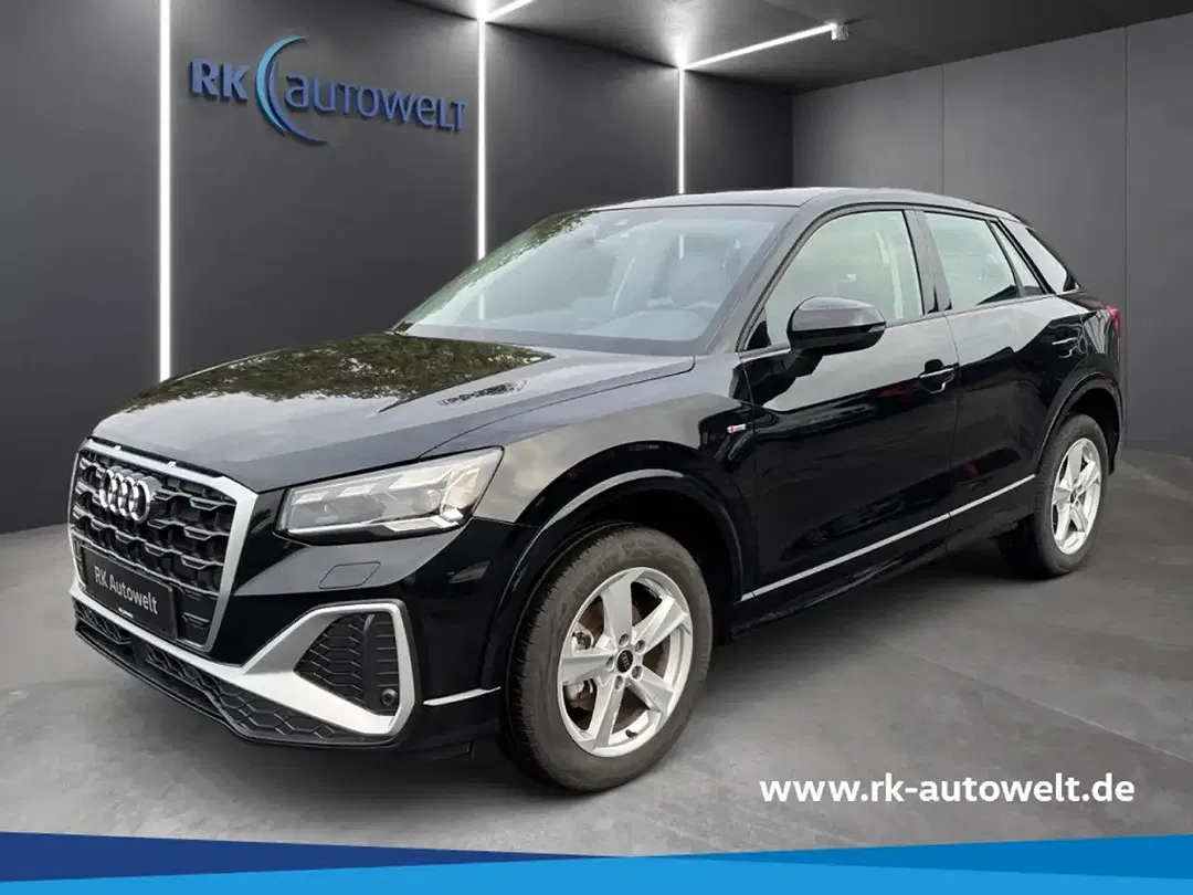 Audi Q2 35 TFSI Matrix LED S line - foto 1