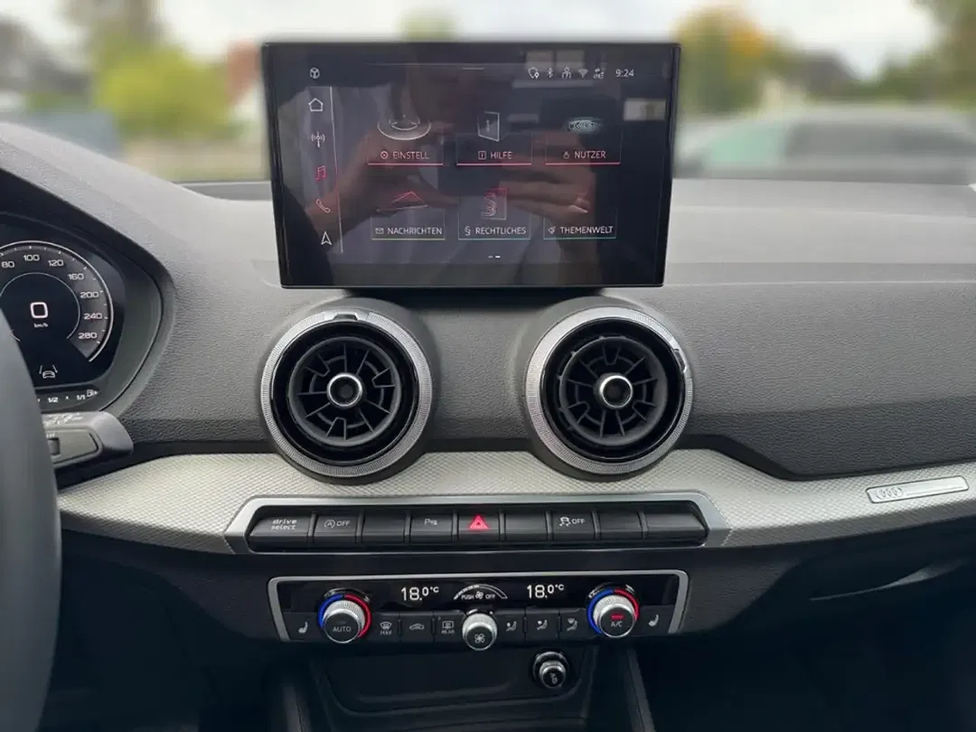Audi Q2 35 TFSI Matrix LED S line - Thumbnail 16