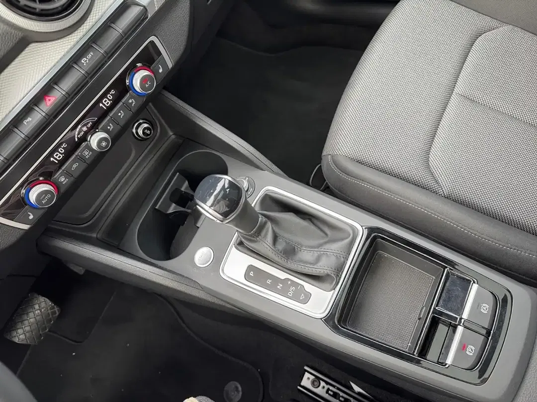 Audi Q2 35 TFSI Matrix LED S line - Thumbnail 23