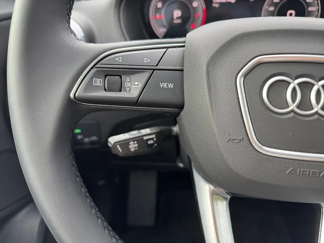 Audi Q2 35 TFSI Matrix LED S line - Thumbnail 28