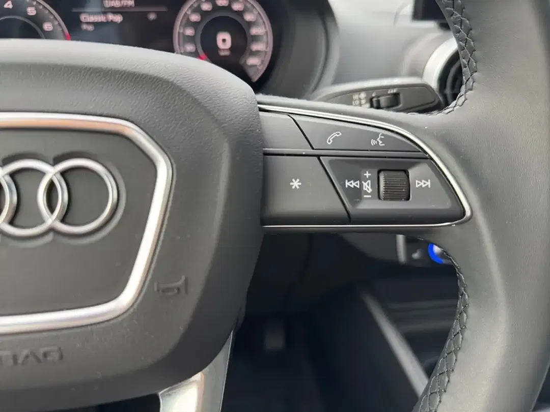 Audi Q2 35 TFSI Matrix LED S line - Thumbnail 29