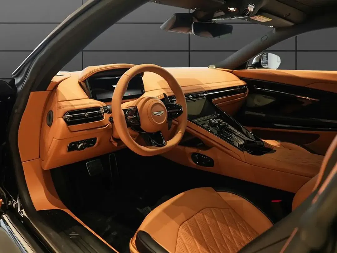 Aston Martin DB12 Coupe - Thumbnail 13