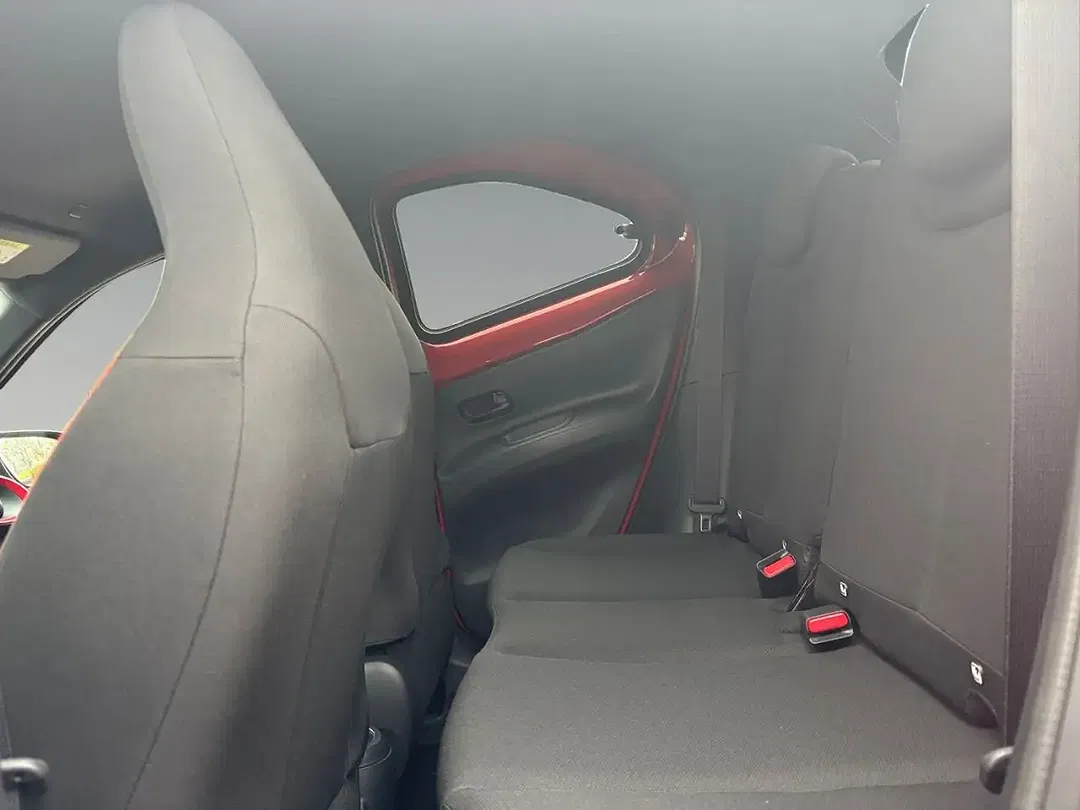 Toyota Aygo AUT Teamplayer - Thumbnail 13