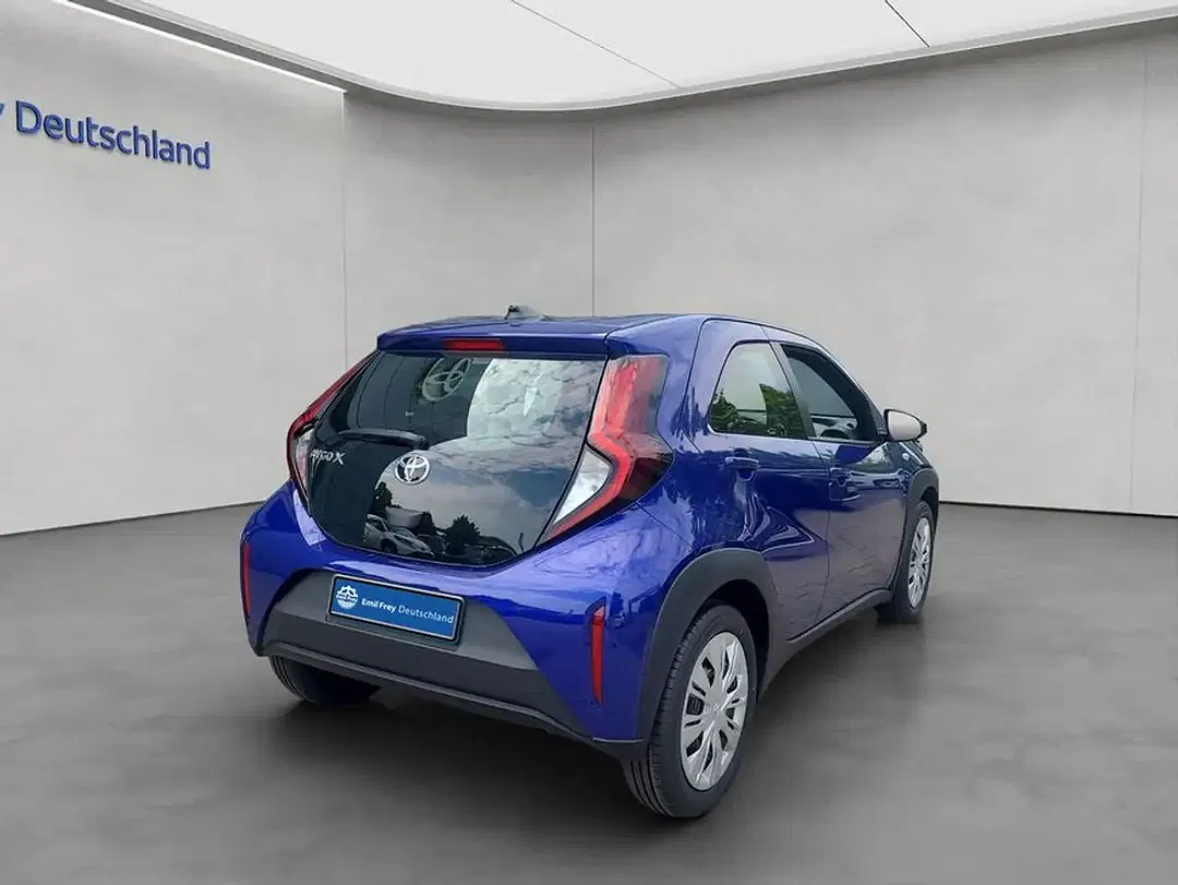 Toyota Aygo X Business Edition - Thumbnail 5