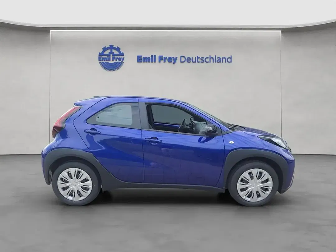 Toyota Aygo X Business Edition - Thumbnail 6