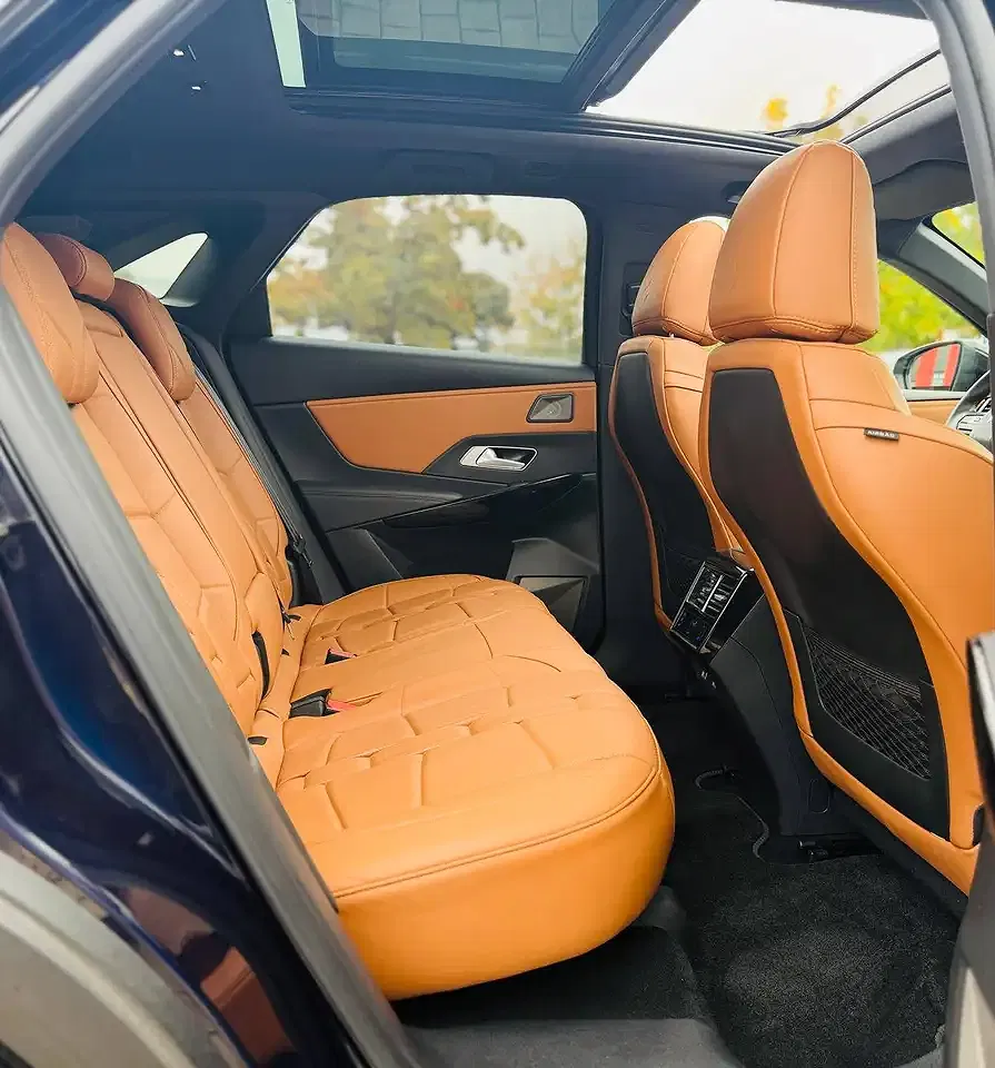 DS Automobiles DS 7 Crossback - Thumbnail 10