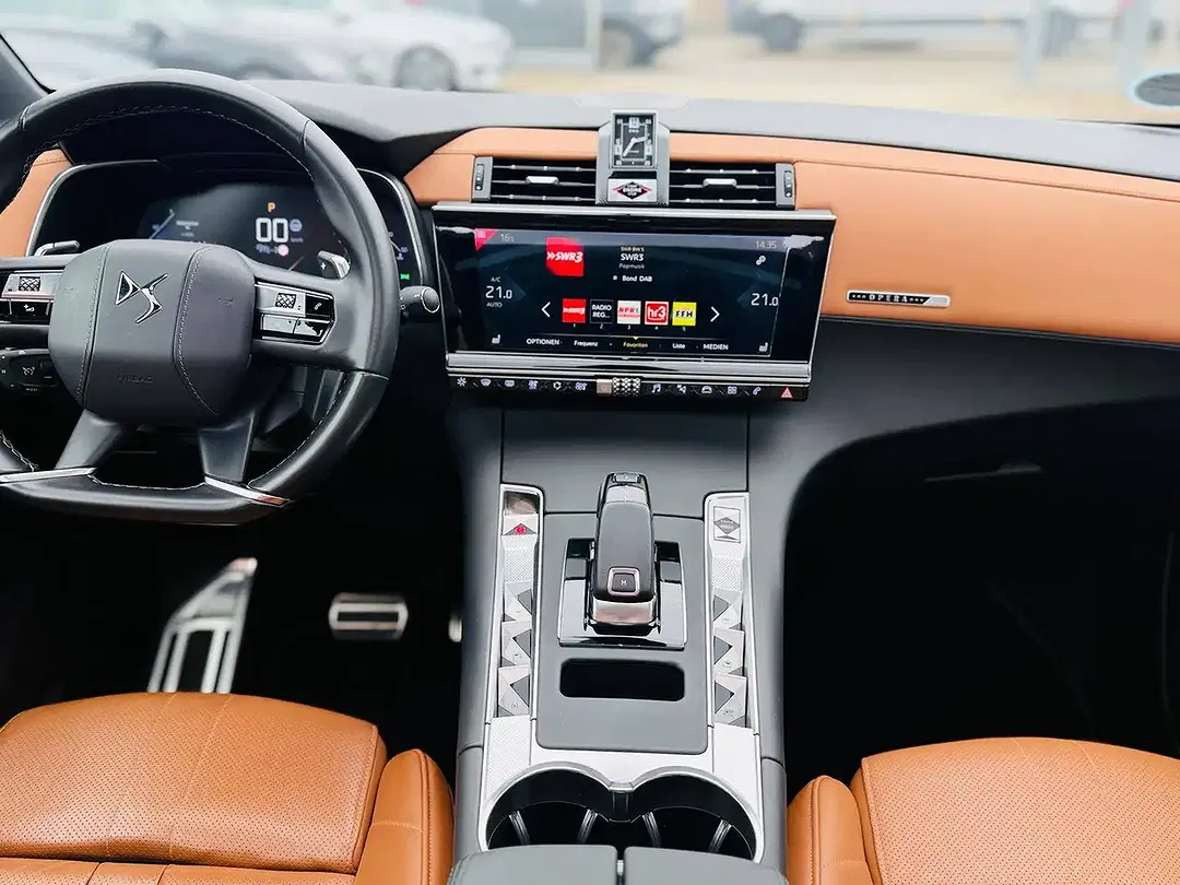 DS Automobiles DS 7 Crossback - Thumbnail 9