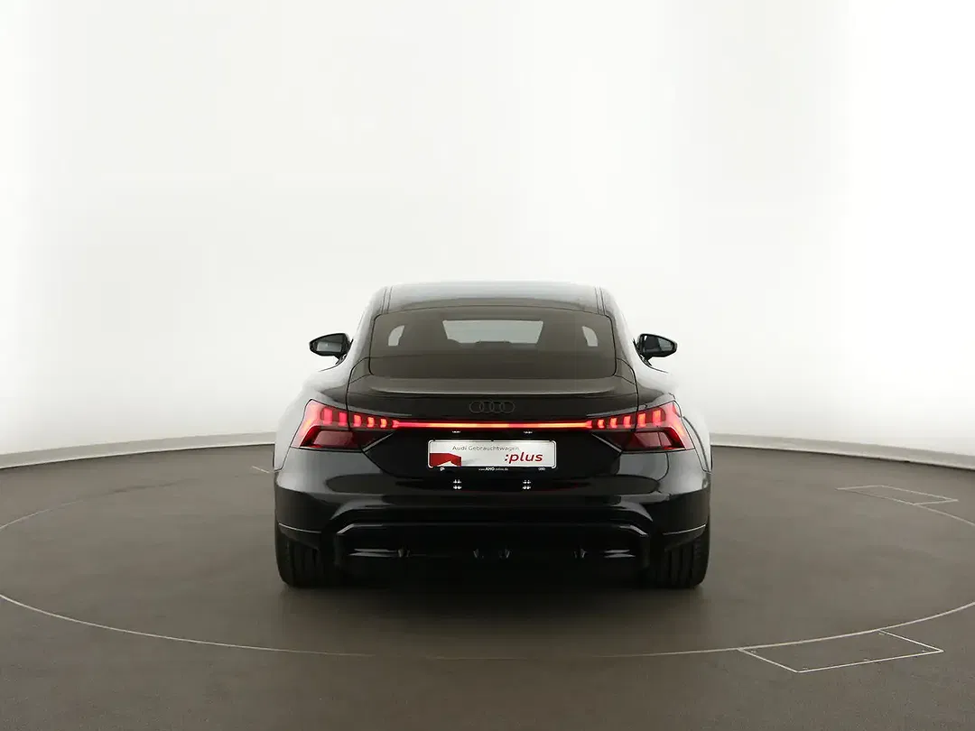 Audi e-tron GT quattro - Thumbnail 6