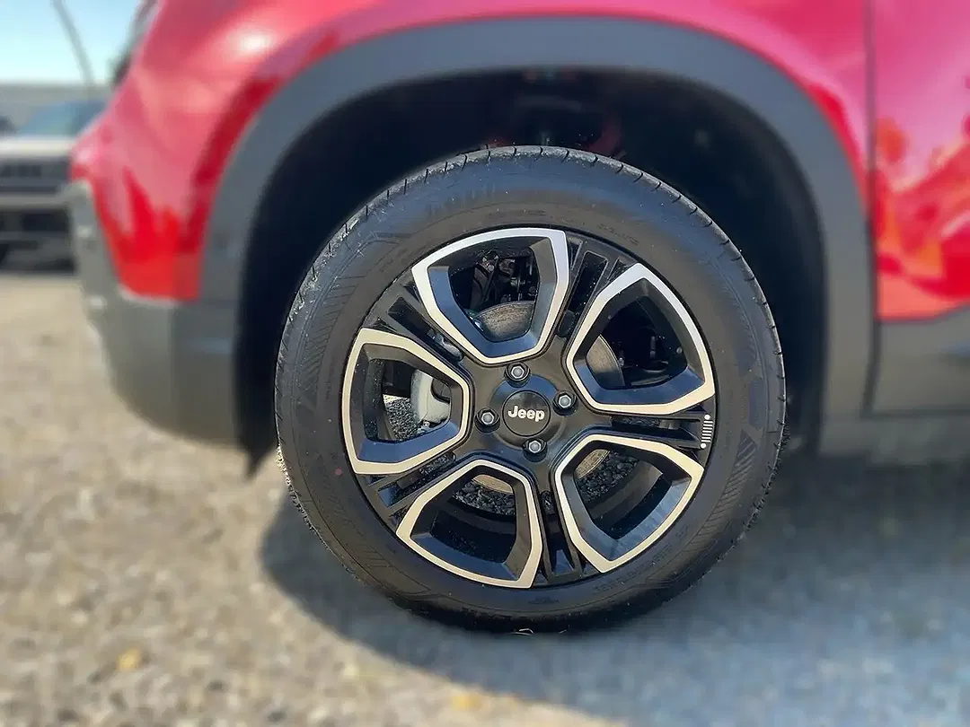 Jeep Avenger 1.2 T-GDI Summit - Thumbnail 4