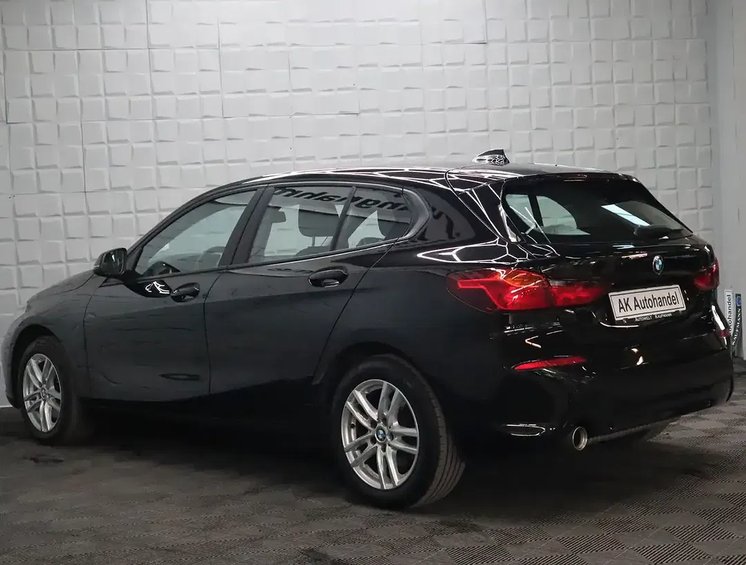 BMW 118 Advantage - Thumbnail 4