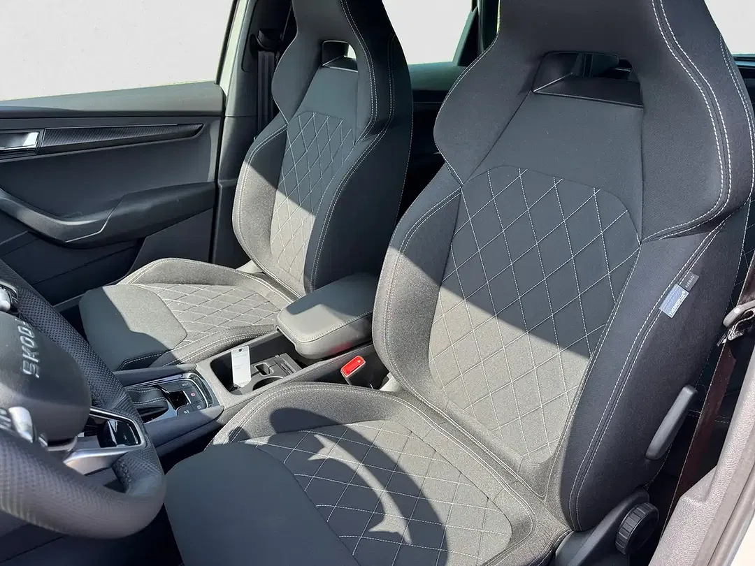 Skoda Karoq TSI Sportline - Thumbnail 8
