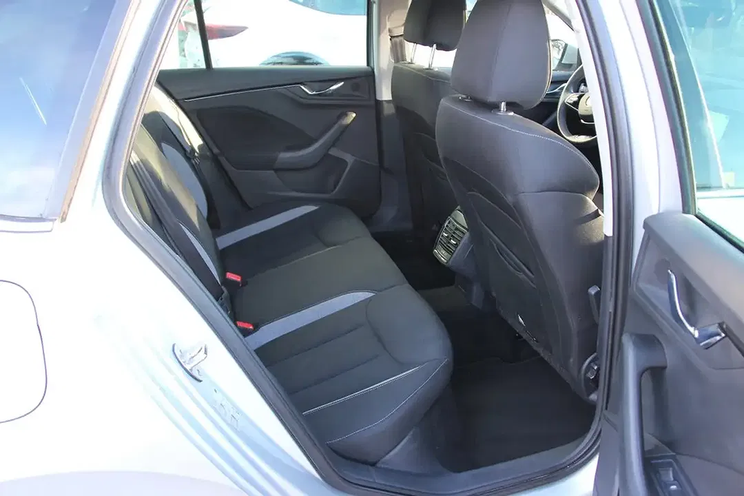 Skoda Kamiq - Thumbnail 10