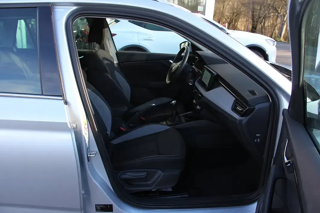 Skoda Kamiq - Thumbnail 3