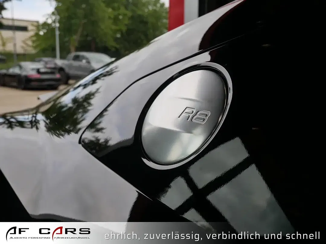 Audi R8 5.2 performance Coupe - Thumbnail 10