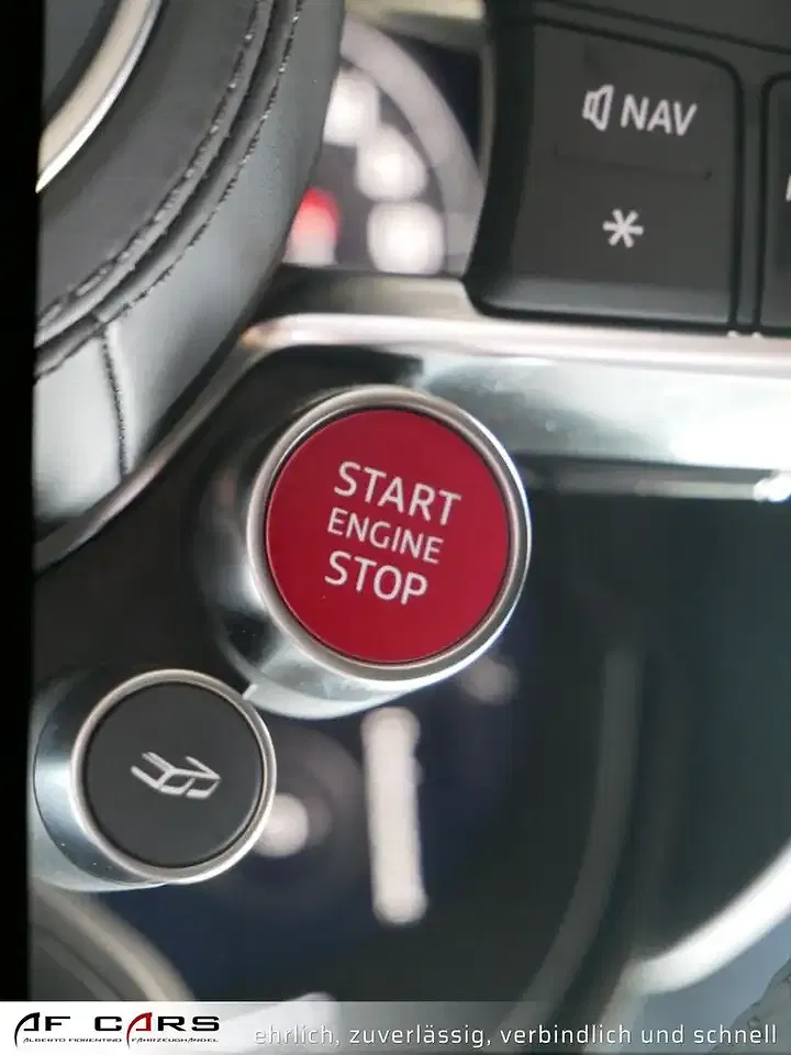 Audi R8 5.2 performance Coupe - Thumbnail 9