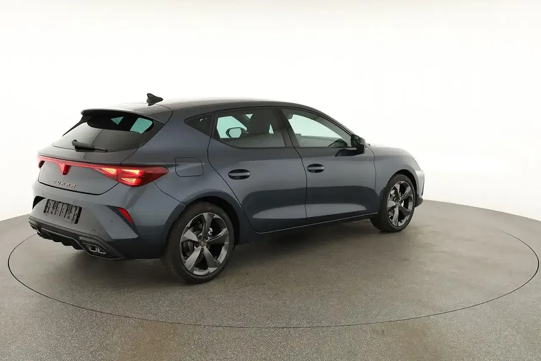 CUPRA Leon 1.5 eTSI DSG - Thumbnail 17