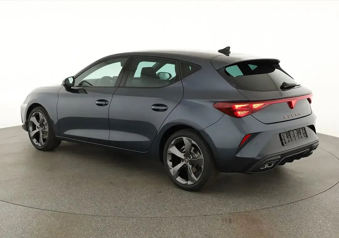 CUPRA Leon 1.5 eTSI DSG - Thumbnail 4