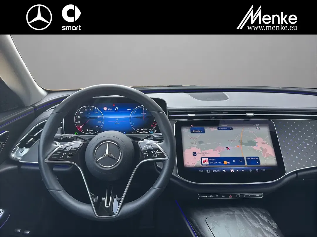 Mercedes-Benz E 300 - Thumbnail 12