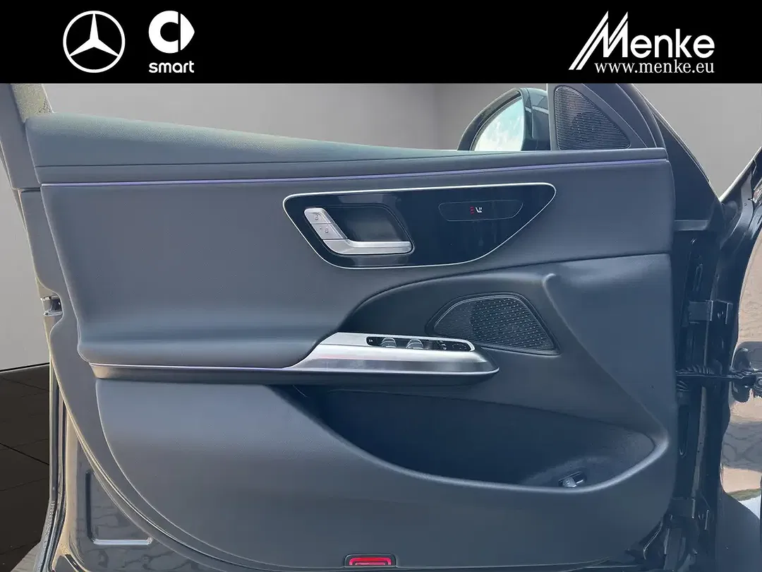 Mercedes-Benz E 300 - Thumbnail 14