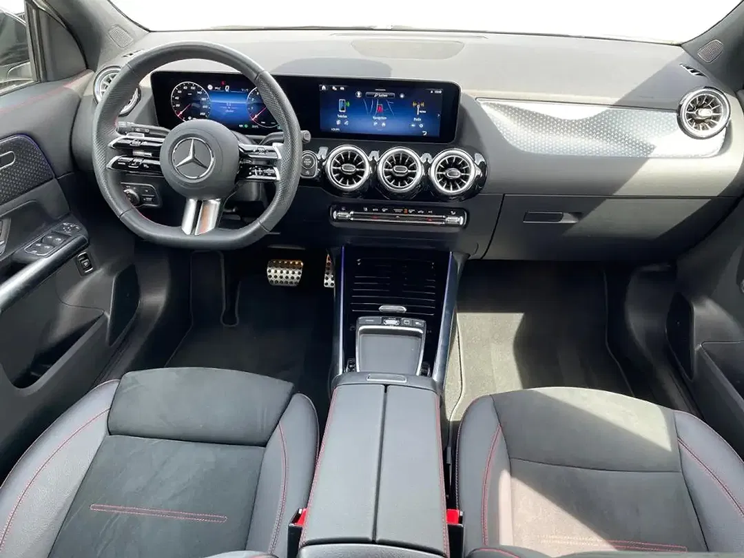 Mercedes-Benz GLA 180 AMG MBUX Night - Thumbnail 10