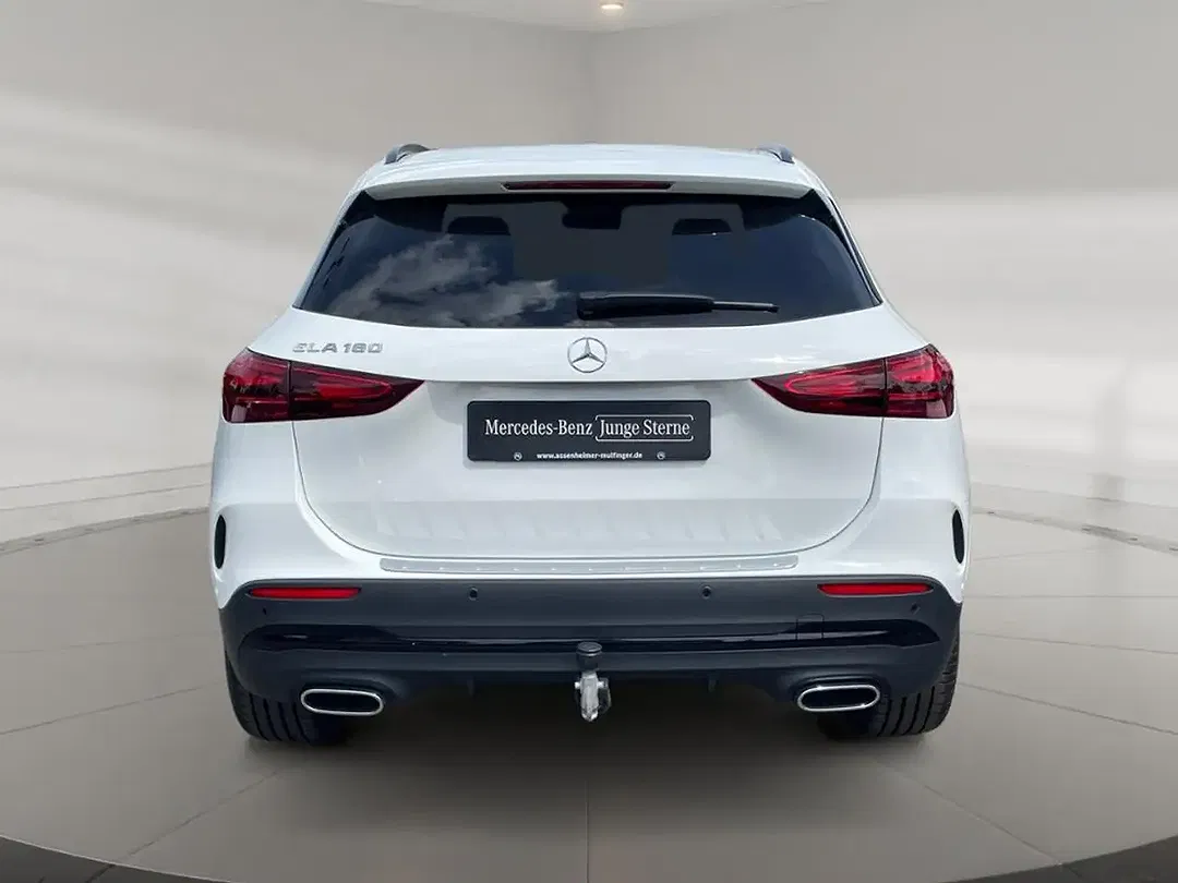 Mercedes-Benz GLA 180 AMG MBUX Night - Thumbnail 4