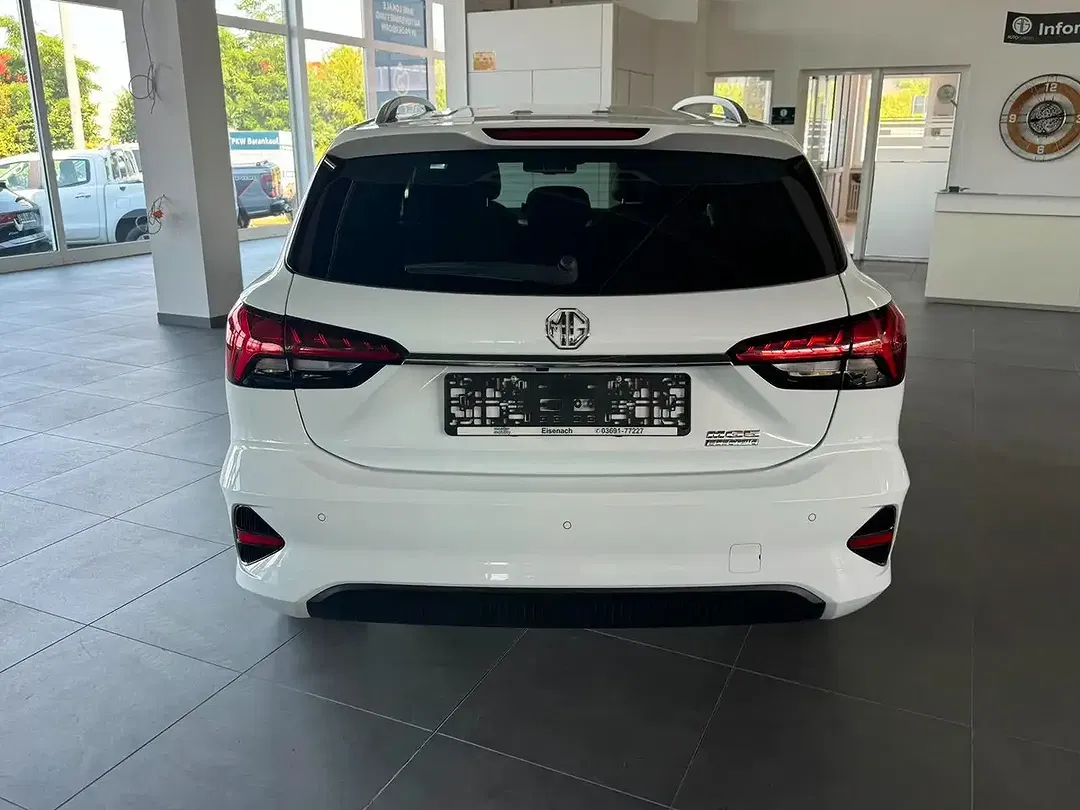 MG MG5 Standard Luxury - Thumbnail 6