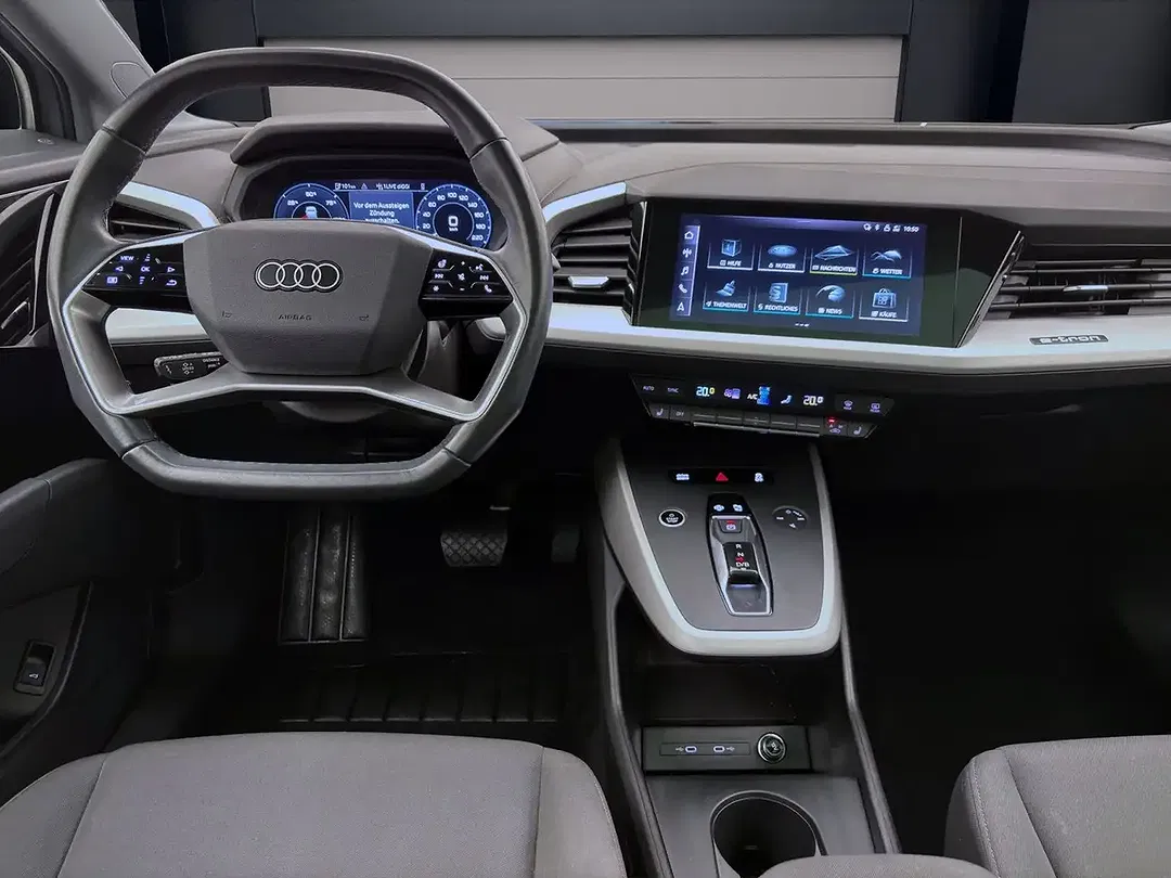 Audi Q4 e-tron 40 - Thumbnail 14