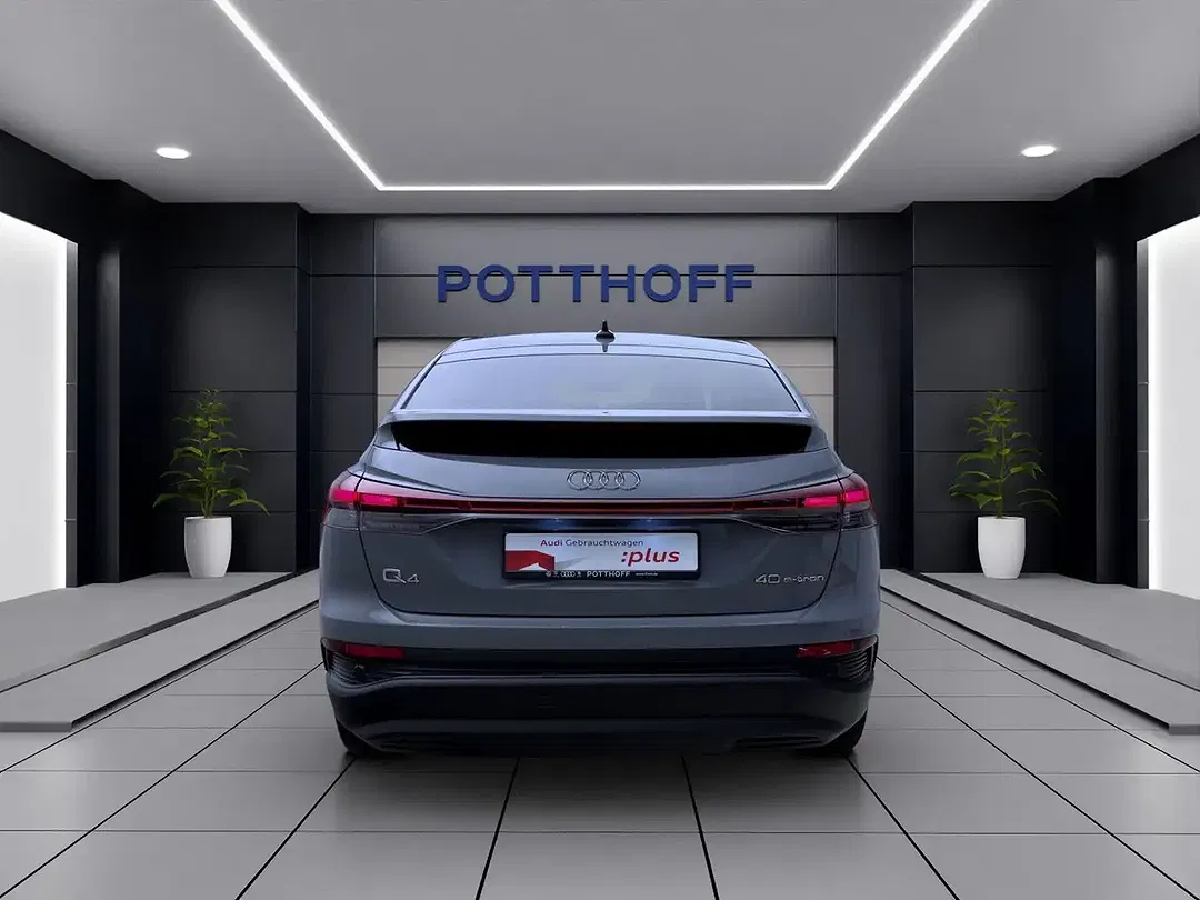 Audi Q4 e-tron 40 - Thumbnail 4