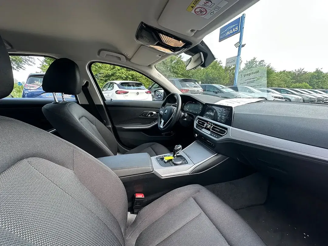 BMW 330 AUT Advantage - Thumbnail 10