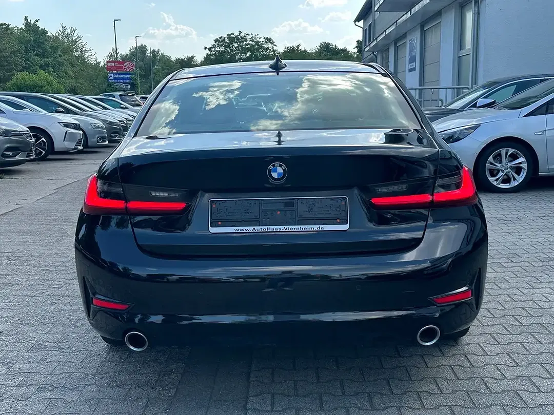 BMW 330 AUT Advantage - Thumbnail 4