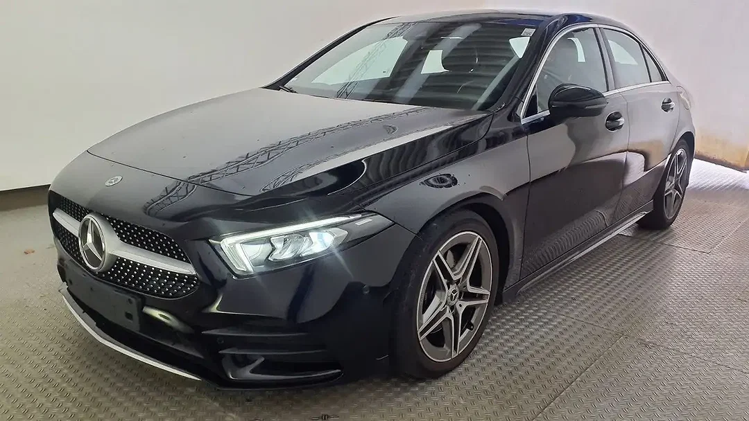 Mercedes-Benz A 220 MBUX AMG Line - Afbeelding 1
