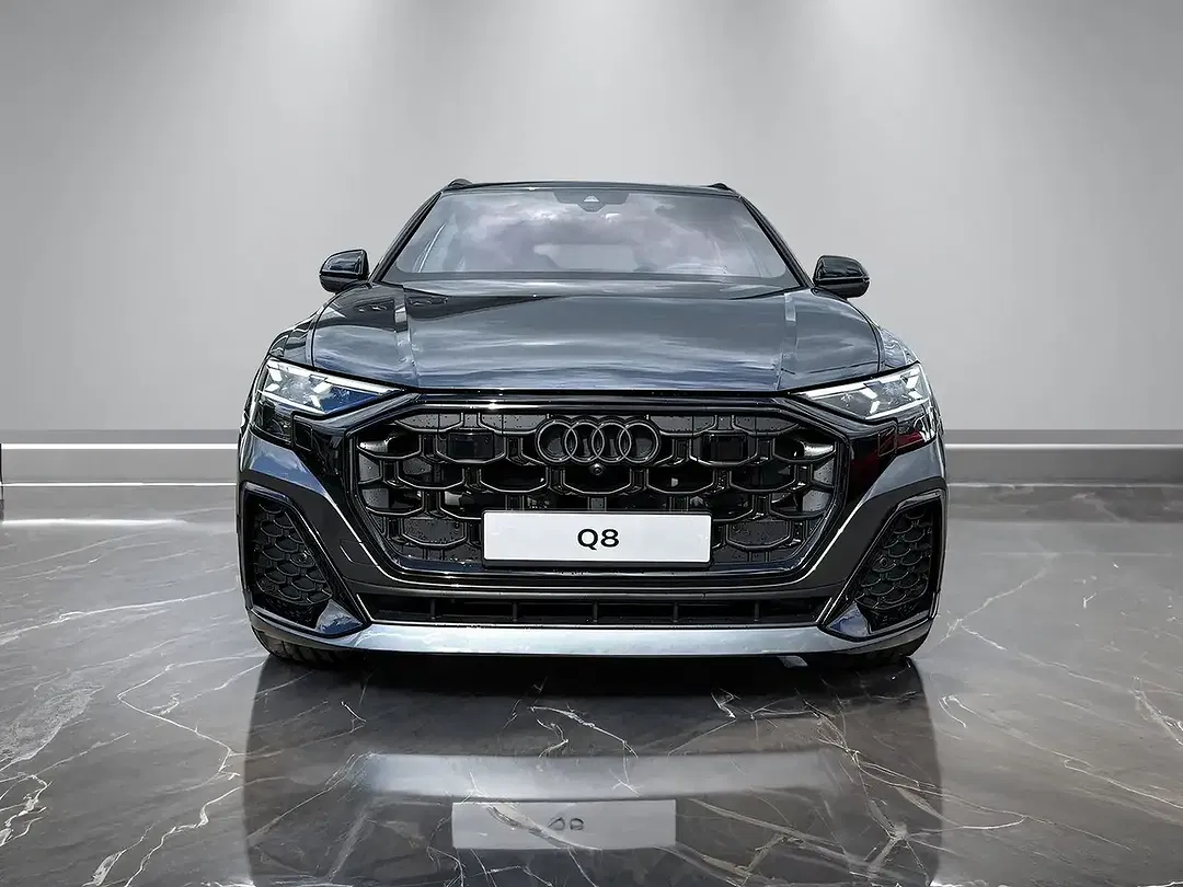 Audi Q8 TDI quattro - Thumbnail 3