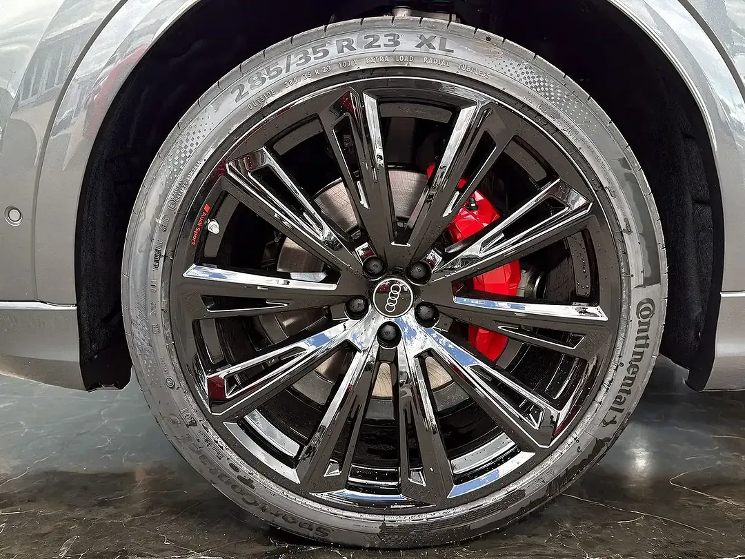 Audi Q8 TDI quattro - Thumbnail 4