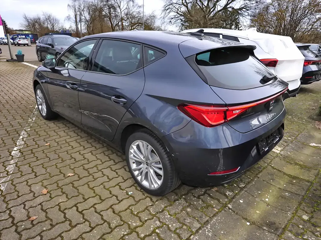SEAT Leon 1.5 eTSI DSG Style Edition - Thumbnail 2