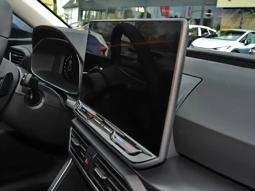 SEAT Leon 1.5 eTSI DSG Style Edition - Thumbnail 6