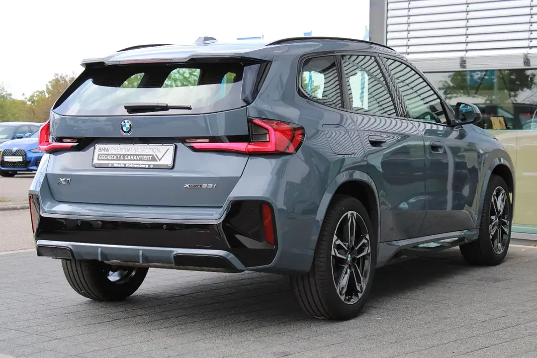 BMW X1 xDrive M Sport - Thumbnail 4