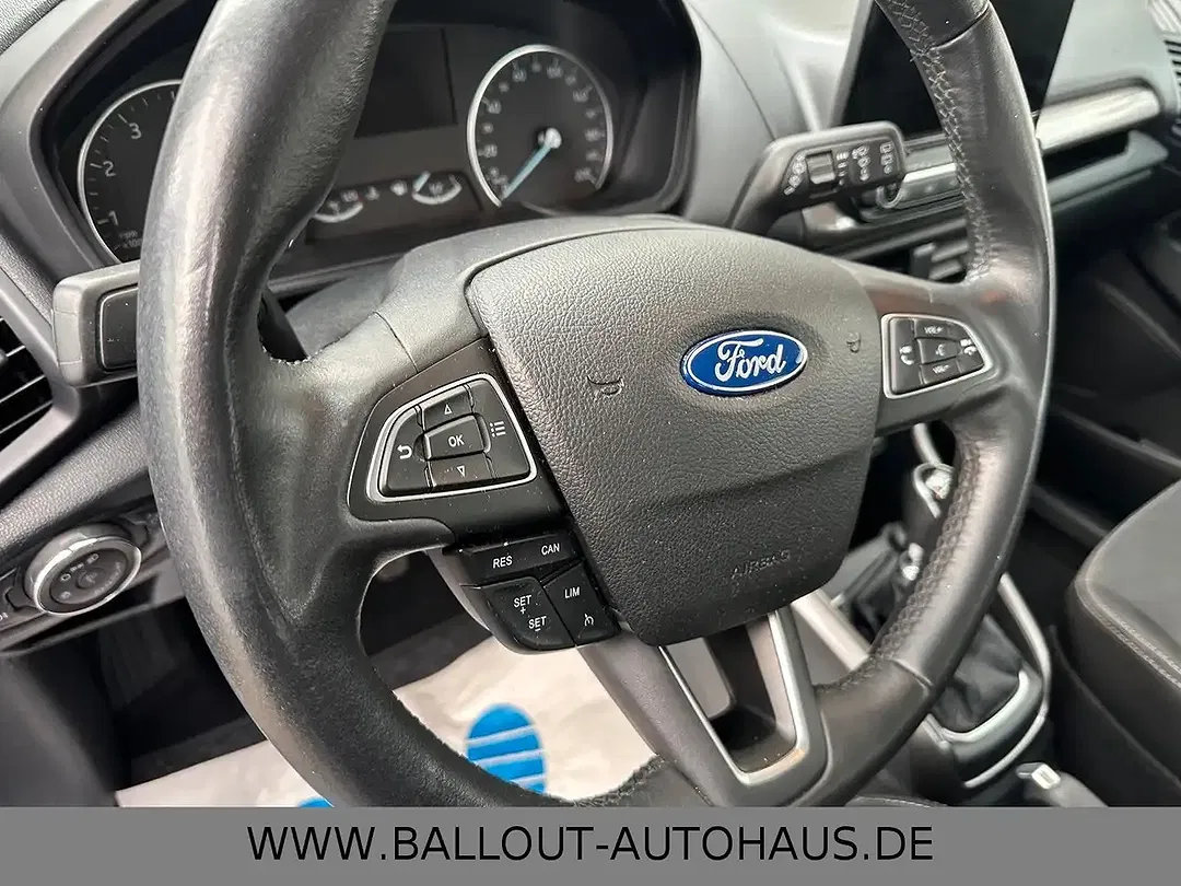 Ford EcoSport Cool & Connect - Thumbnail 11
